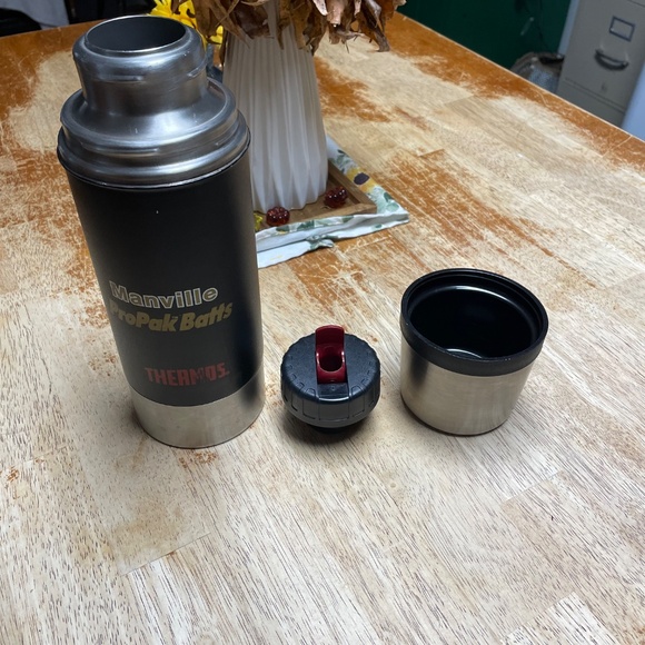Vintage Thermos - Picture 6 of 6